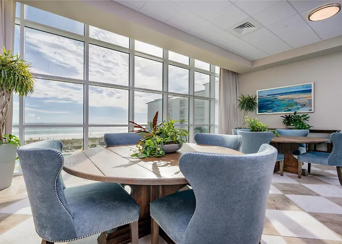 Phoenix Gulf Towers 906 Apartment